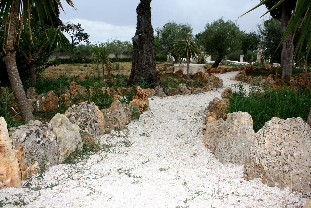 Agriturismo Tenuta Mazzetta Mesagne Luaran gambar